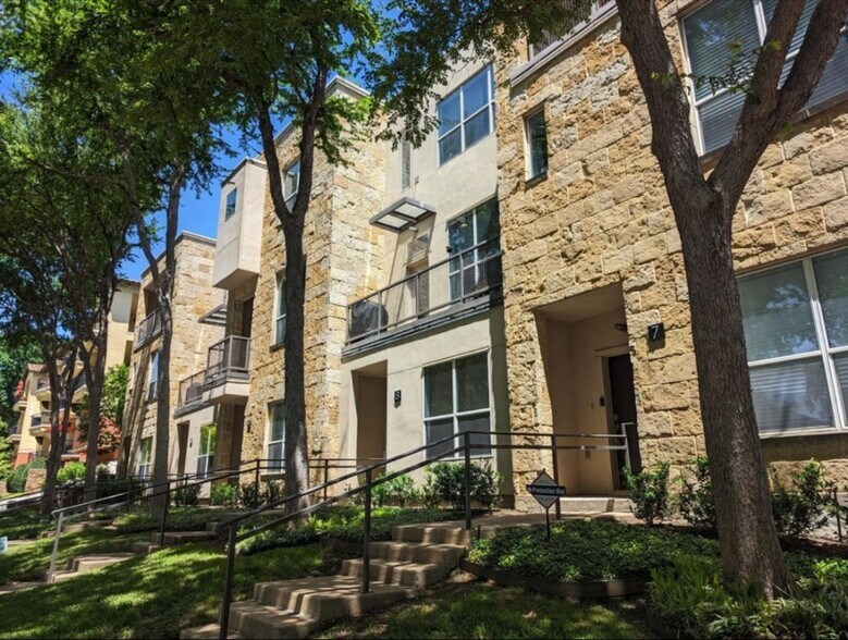Building Photo - 3800 Holland Ave