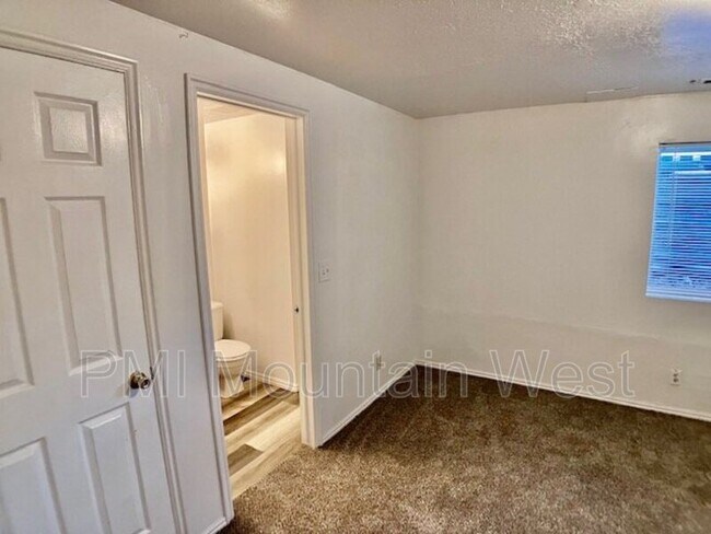 Building Photo - 2186 N 1965 E