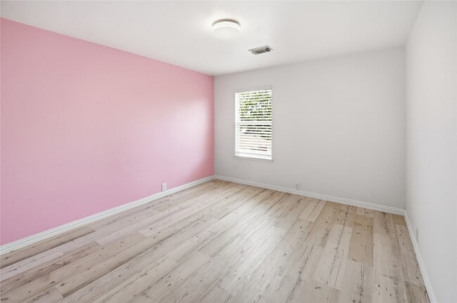 Building Photo - 6811 Brighton Hill Ln