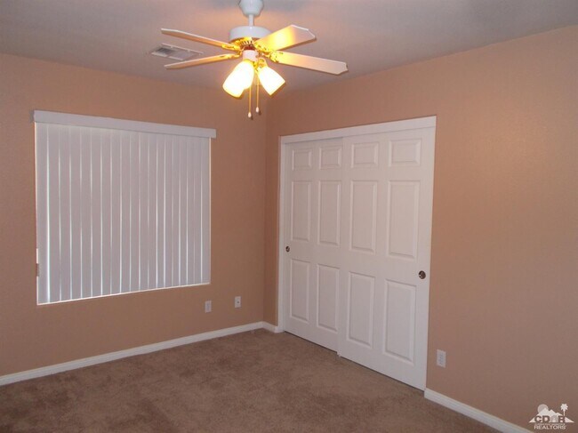 Building Photo - 9641 Vista Del Valle