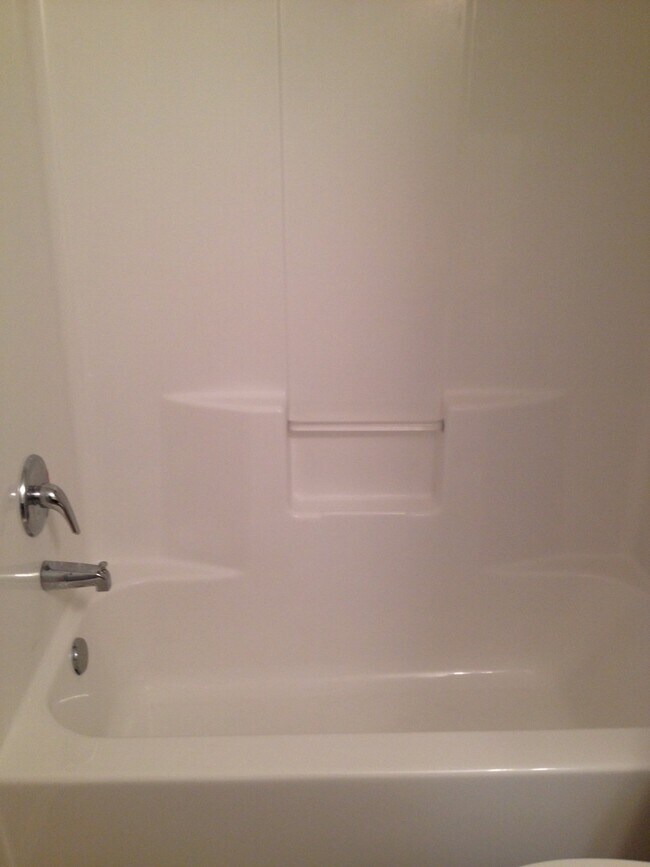 Building Photo - Coming Soon: 2 Bedroom Duplex for Rent in ...