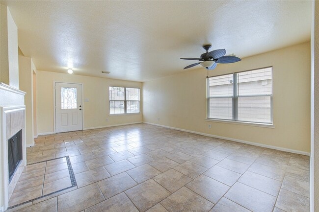 Building Photo - 6422 Mildenhall Ct