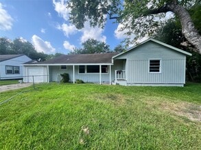 Building Photo - 2502 N Houston Dr