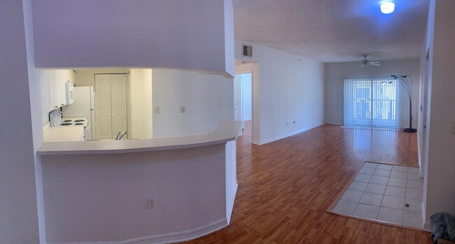 Building Photo - 3019 Alcazar Pl