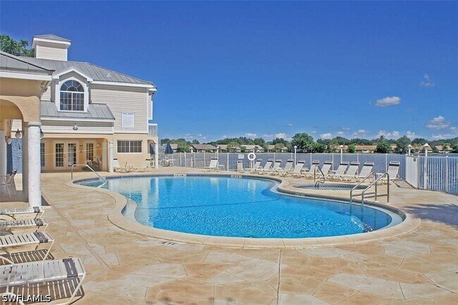 Building Photo - 2604 Sailors Way
