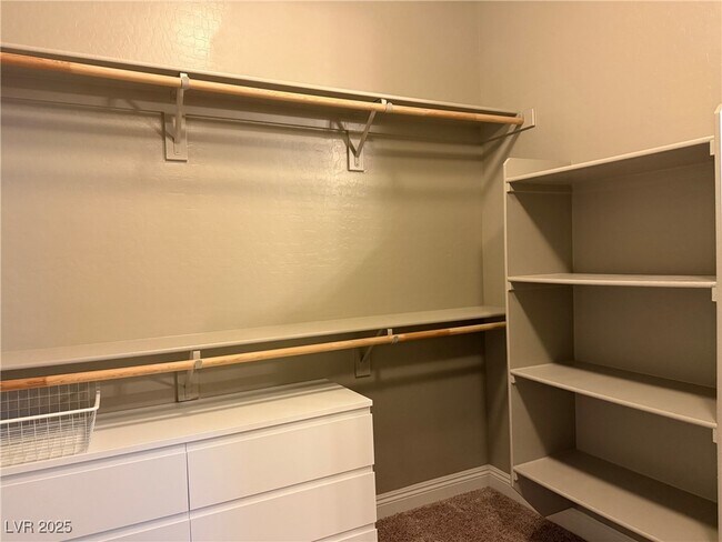 Building Photo - 304 Rezzo St