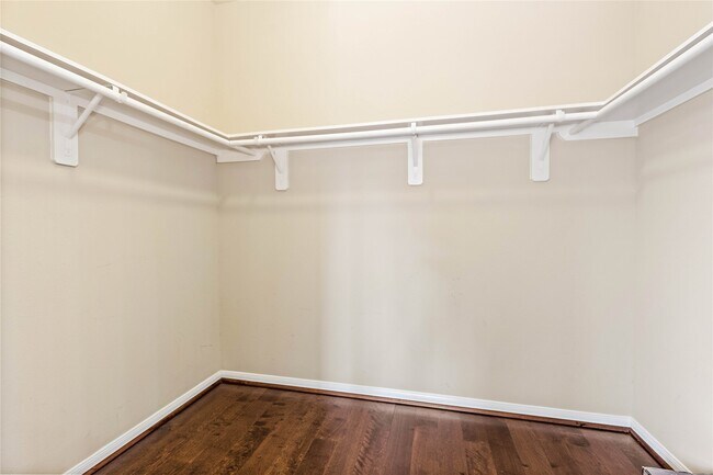 Building Photo - 11303 Kingsnorth Dr