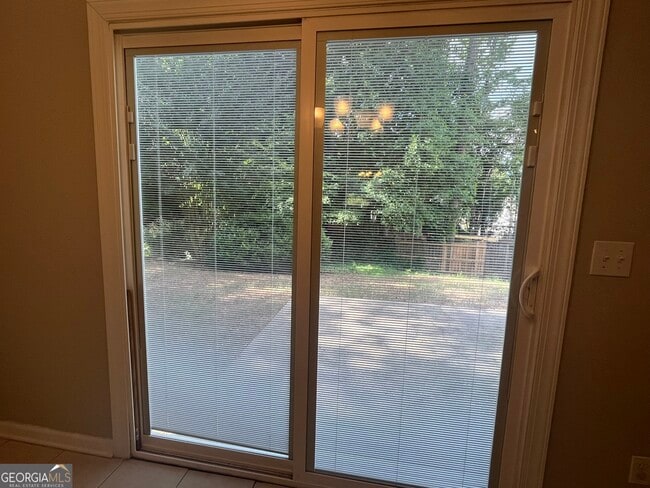 Building Photo - 10055 Lauren Hall Ct