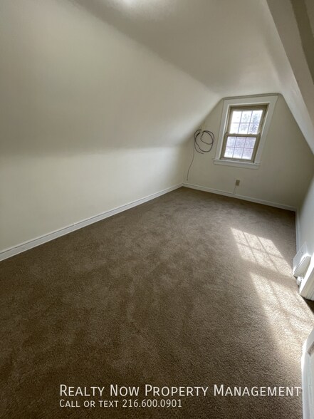 Building Photo - 3614 Lynnfield Rd