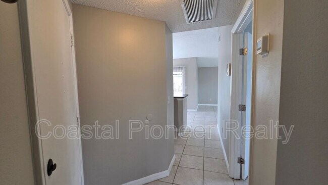 Building Photo - 9103 Baymeadow Ct