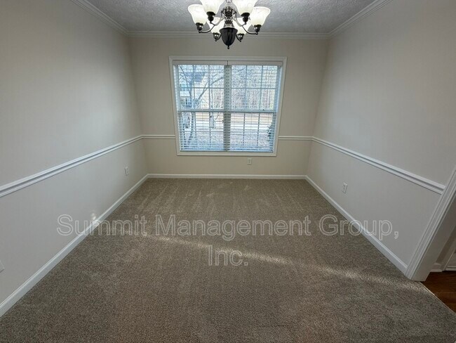 Building Photo - 155 Shadowbrook Trce