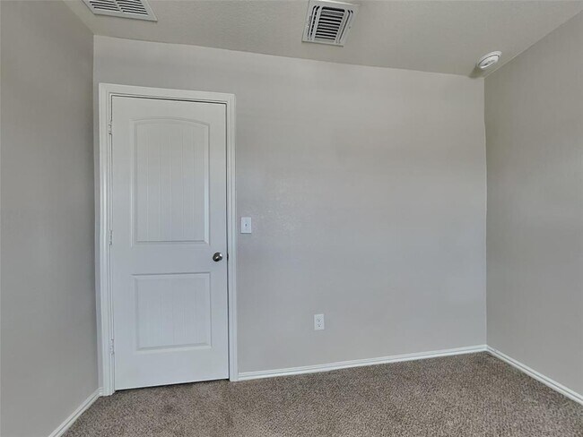 Building Photo - 3701 Tilmon Ln.