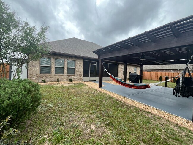Building Photo - 514 Gadwell St
