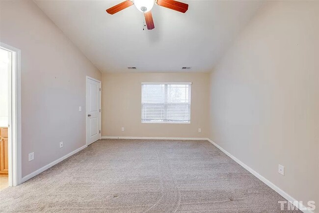 Building Photo - 125 Golden Meadow Ct