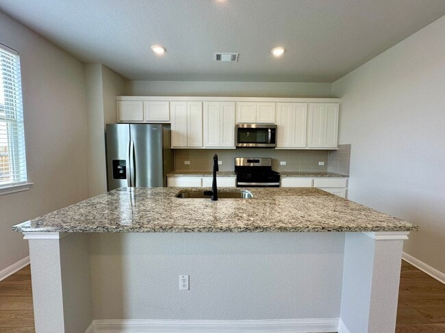 Building Photo - 149 Gullivers Dr