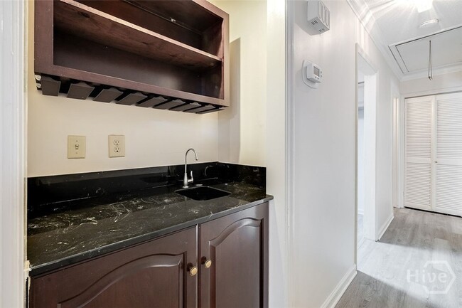 Building Photo - 10 Scuppers Ct