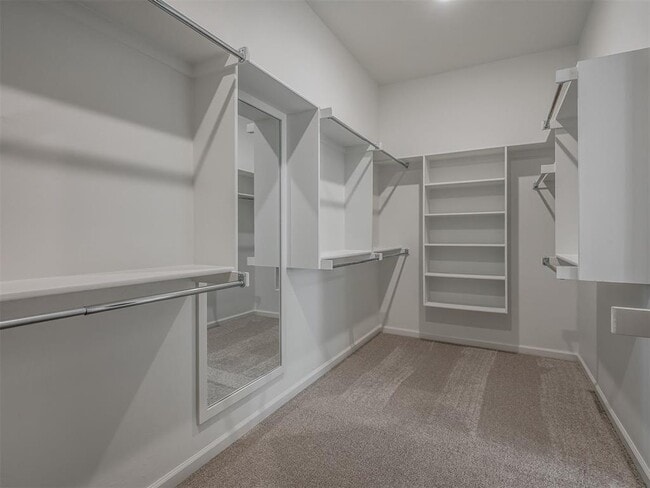 Building Photo - 8322 Robin Wy