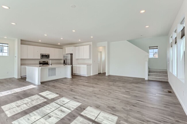 Building Photo - Harvest Ridge 3bd 2.5ba house FOR RENT! Almost brand new!