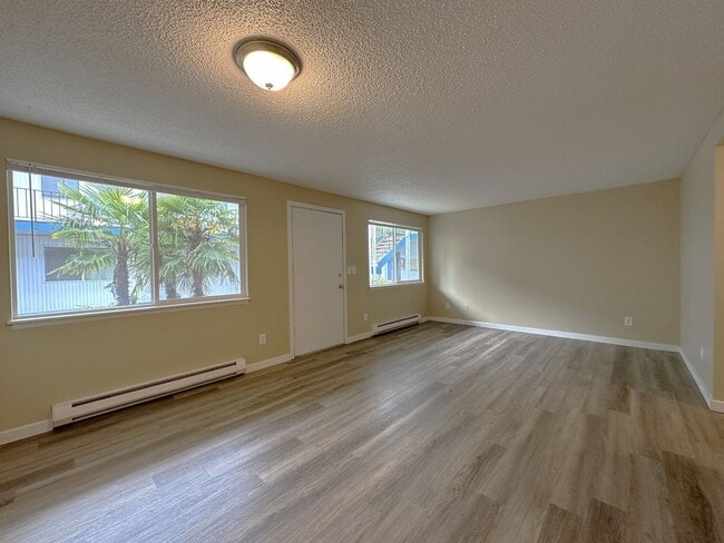 Interior Photo - Tamarack#