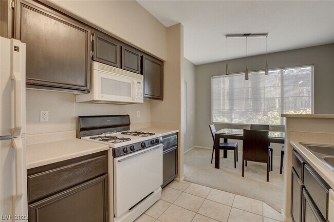 Building Photo - 9050 W Warm Springs Rd