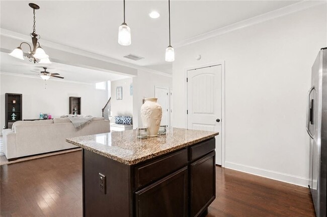 Building Photo - 3105 Duke Dr