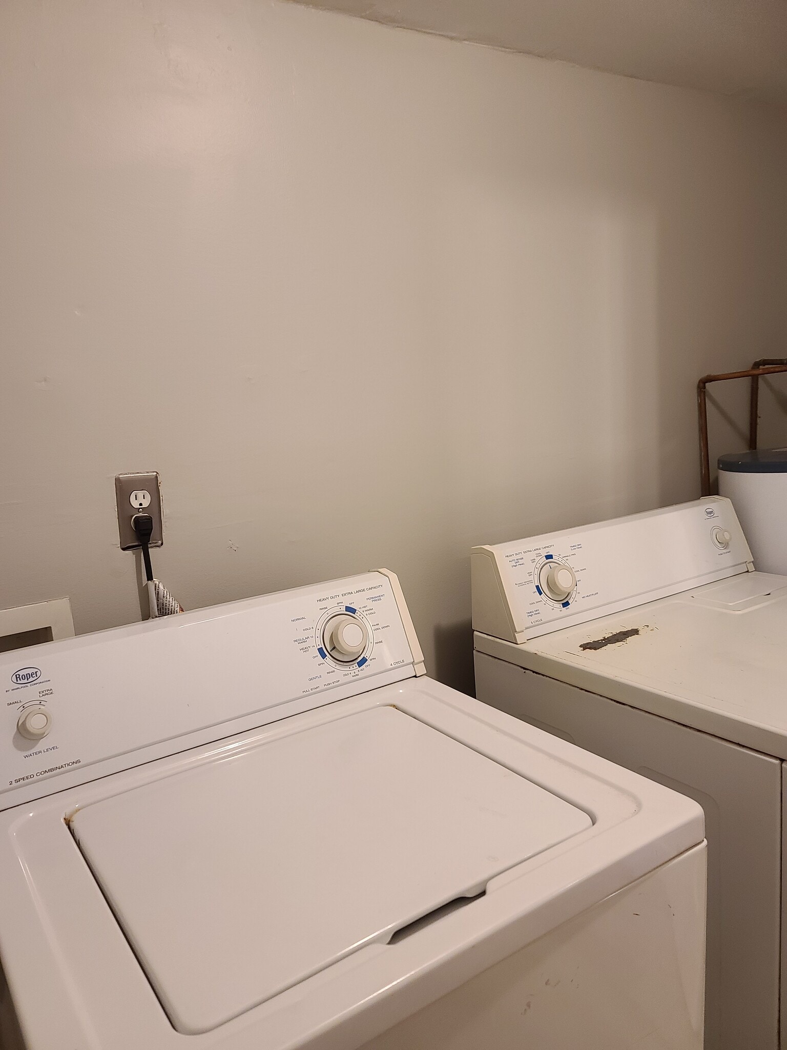 Building Photo - 717 Keith Ave