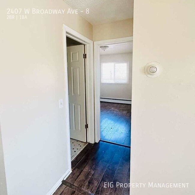 Building Photo - Available 6/20/2024