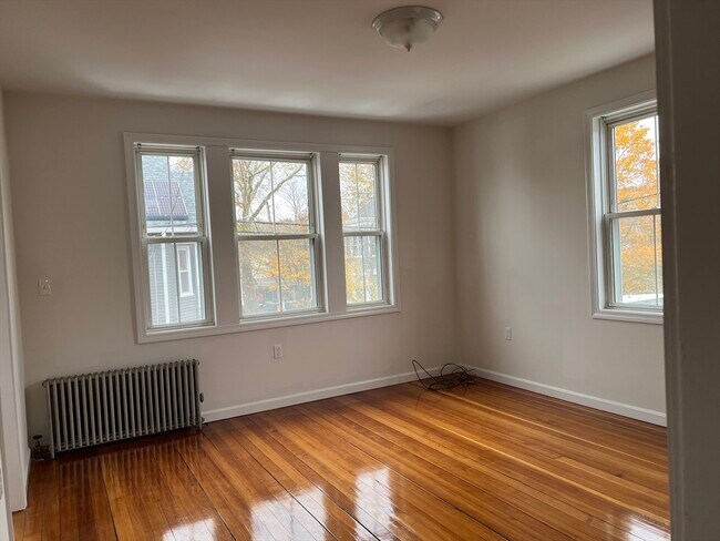 Building Photo - 83 Summer St