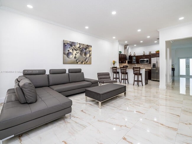 Building Photo - 16332 SW 83rd Ln