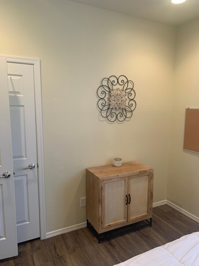 Building Photo - 21605 N 261st Ave