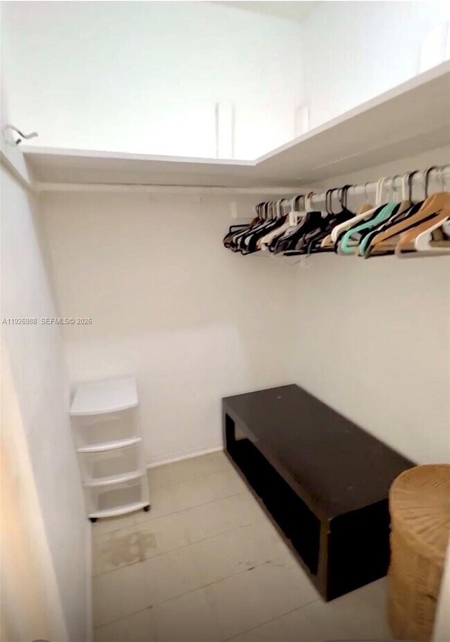 Building Photo - 644 Meridian Ave