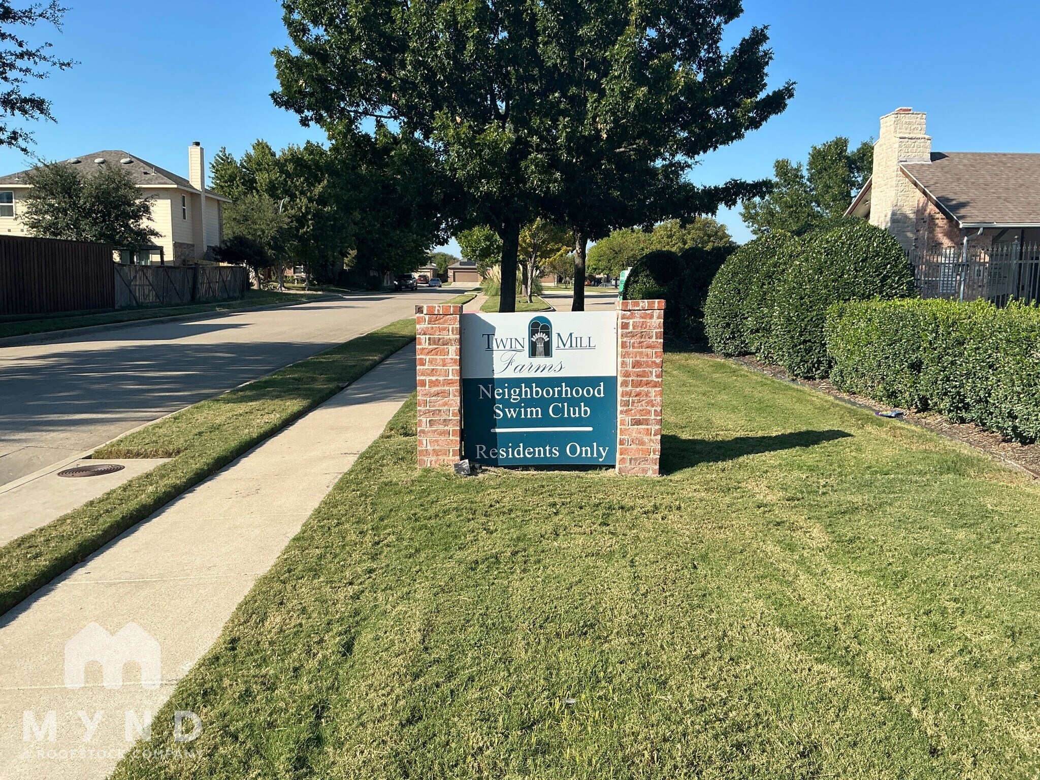 Building Photo - 5013 Cedar Springs Dr