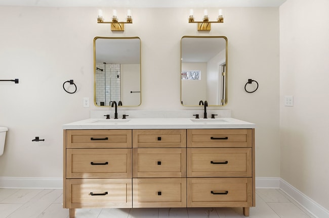 Building Photo - 4414 Whetsel Ave