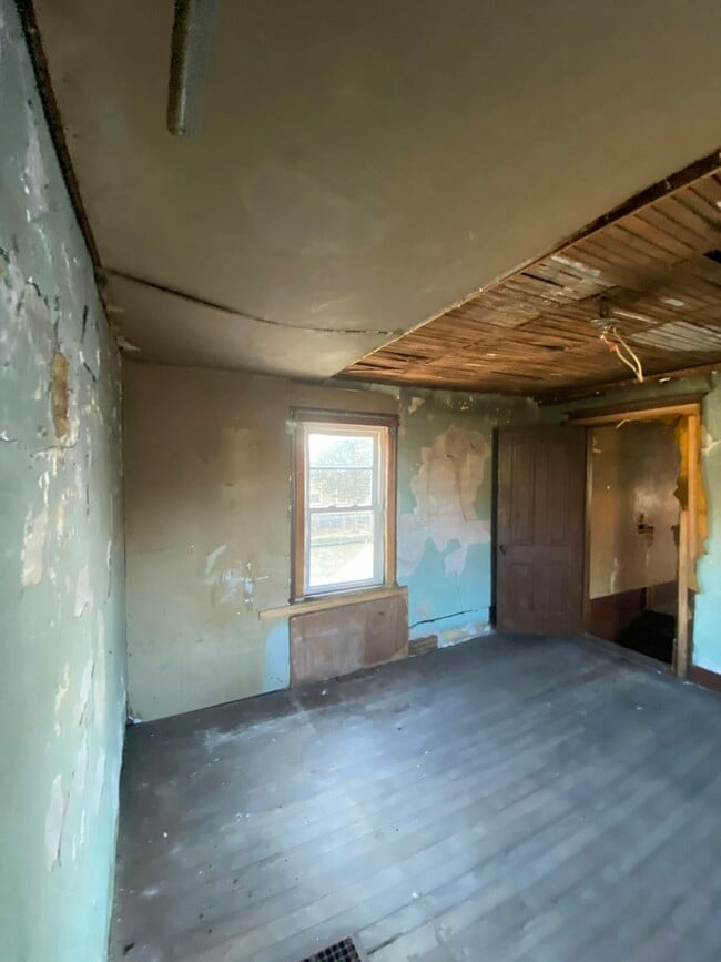 Building Photo - 5703 Lee Hwy