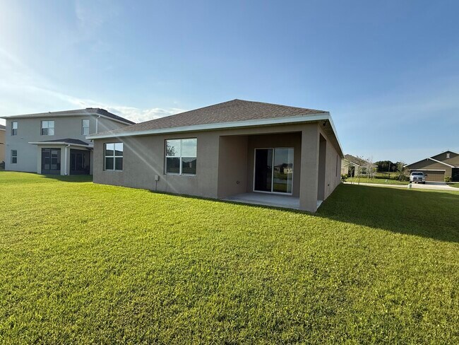 Building Photo - 9511 Potomac Dr