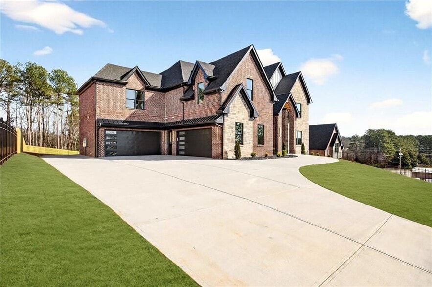 Building Photo - 405 Thunder Rd