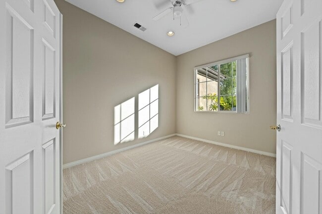 Building Photo - 79862 Amora Dr