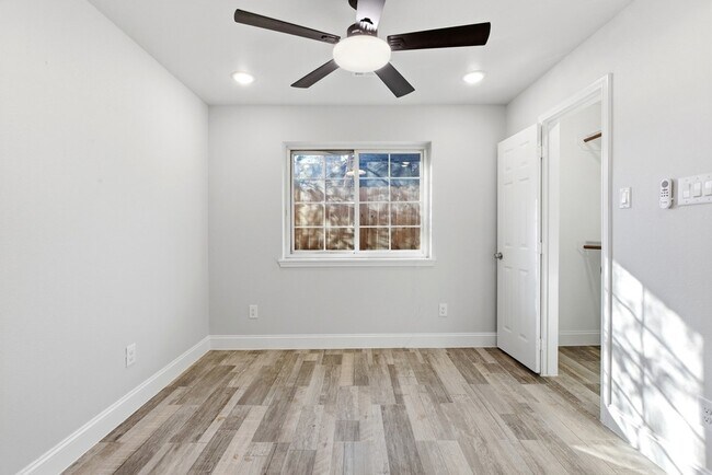 Building Photo - 7310 Foxwaithe Ln