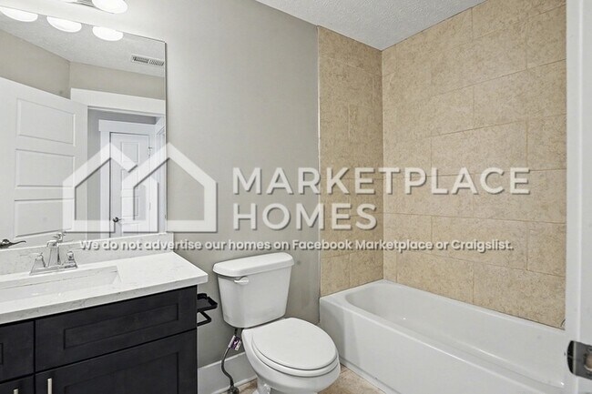 Building Photo - 2437/121 Bell St