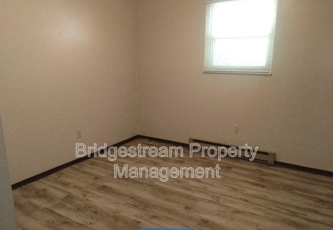 Building Photo - 48 Candlewood Ct