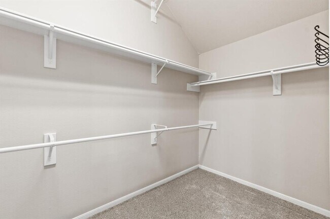 Building Photo - 3603 Heritage Colony Dr