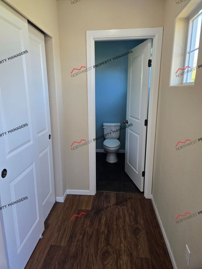 Building Photo - STATUS-AVAILABLE- |R16| $2450