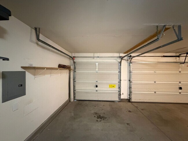 Building Photo - 3 Bedroom Home Near Louisiana Blvd NE & Paseo Del Norte Blvd NE!