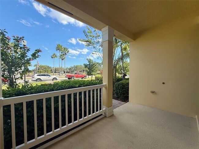 Building Photo - 10495 SW West Park Ave