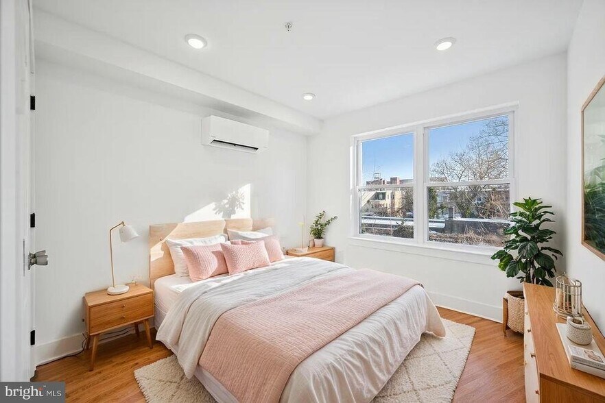 Building Photo - 3413 N 19th St