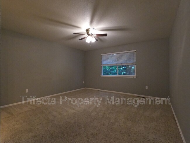 Building Photo - 7420 Matheson Dr