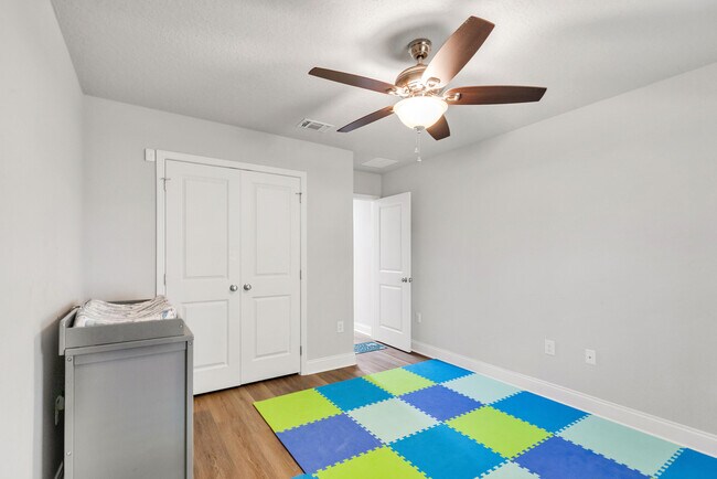 Building Photo - 1201 Forest Heights Rd