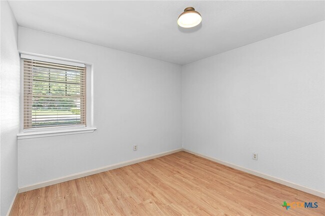 Building Photo - 1808 Moonlight Dr