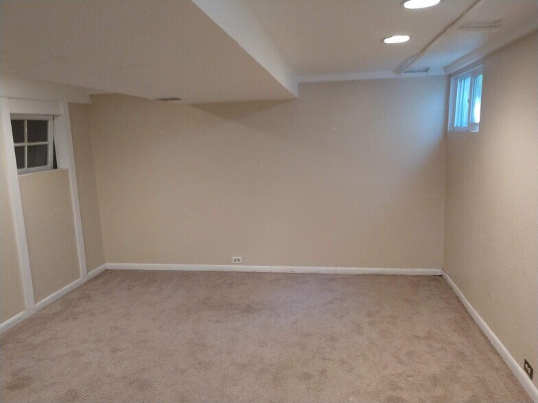 Basement Living Room - 2235 S FRANKLIN ST