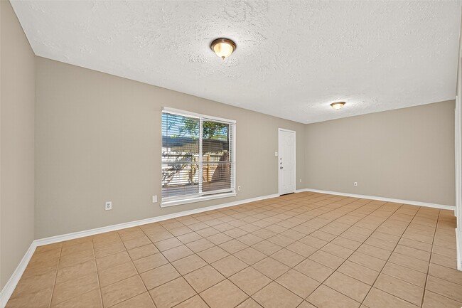 Building Photo - 9022 Wilcrest Dr